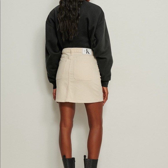 Calvin Klein High Rise Mini Skirt_NWT - Picture 5 of 10